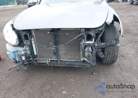 2013 Infiniti G37X z USA, uszkodzony, nr VIN JN1CV6AR8DM770544